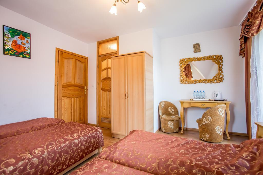 Pod Modrzewiami Hotel Zakopane Kamer foto